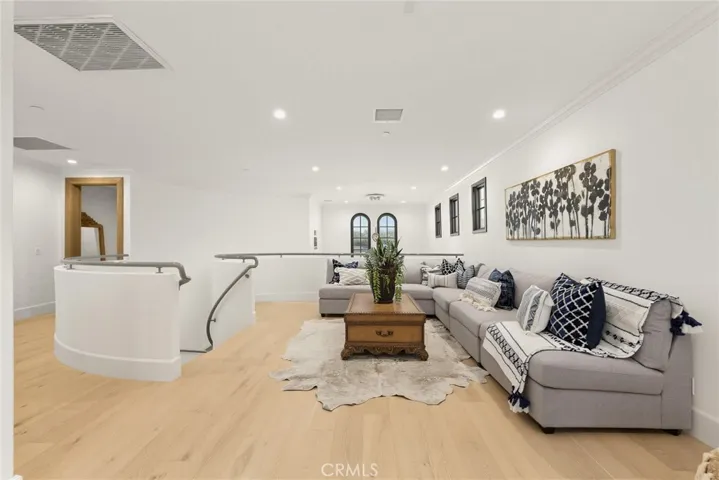 339 W Longden Avenue, Arcadia, California 91007