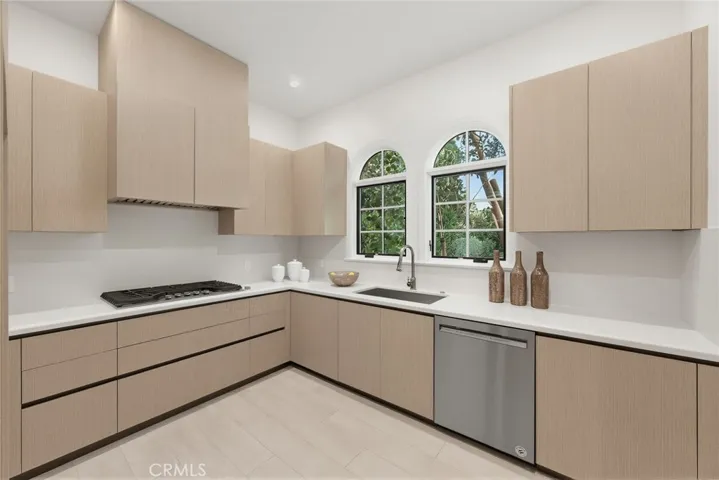 339 W Longden Avenue, Arcadia, California 91007