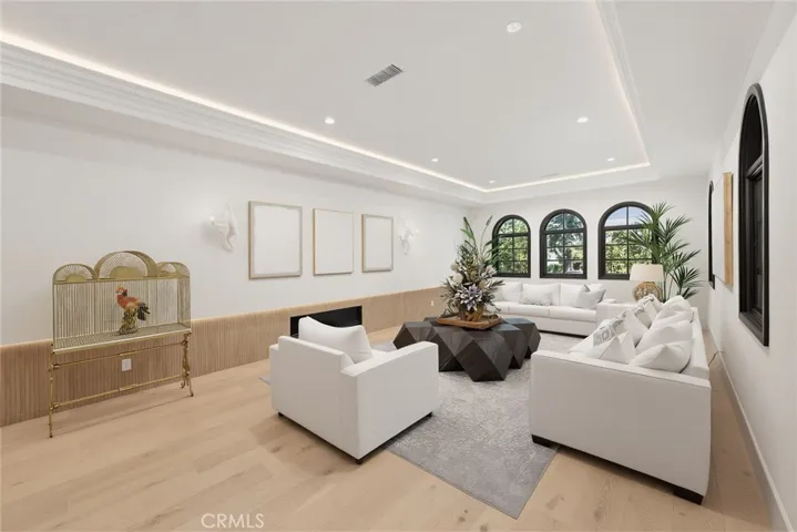 339 W Longden Avenue, Arcadia, California 91007