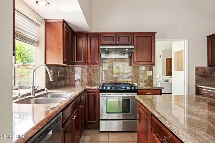 19-Kitchen