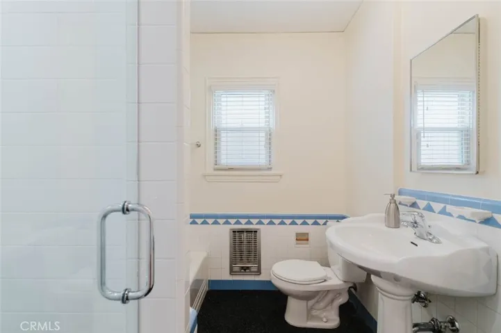 5962 San Vicente Boulevard 4, Los Angeles, California 90019