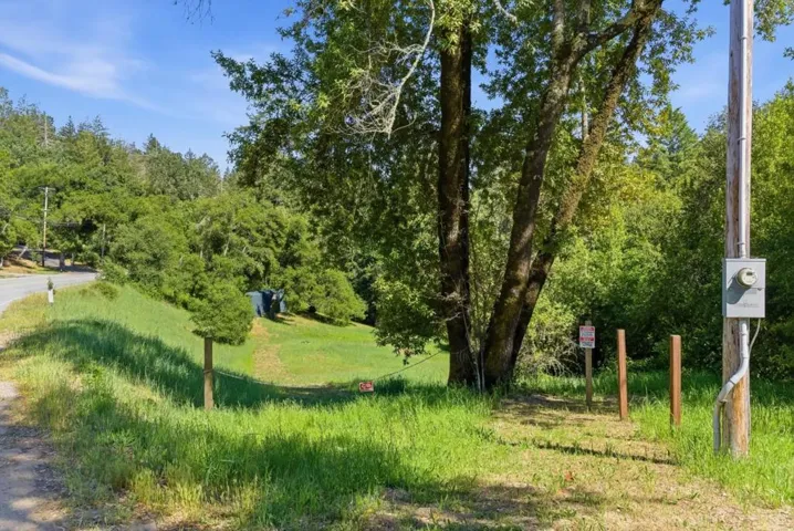 24431 Soquel San Jose Road, Los Gatos, California 95033