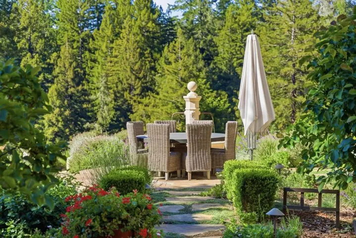 24431 Soquel San Jose Road, Los Gatos, California 95033