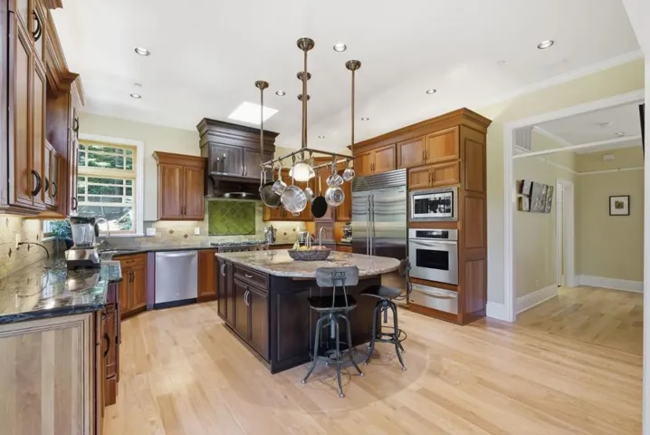 24431 Soquel San Jose Road, Los Gatos, California 95033