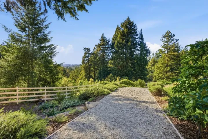 24431 Soquel San Jose Road, Los Gatos, California 95033