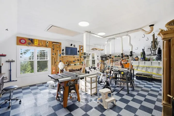 24431 Soquel San Jose Road, Los Gatos, California 95033