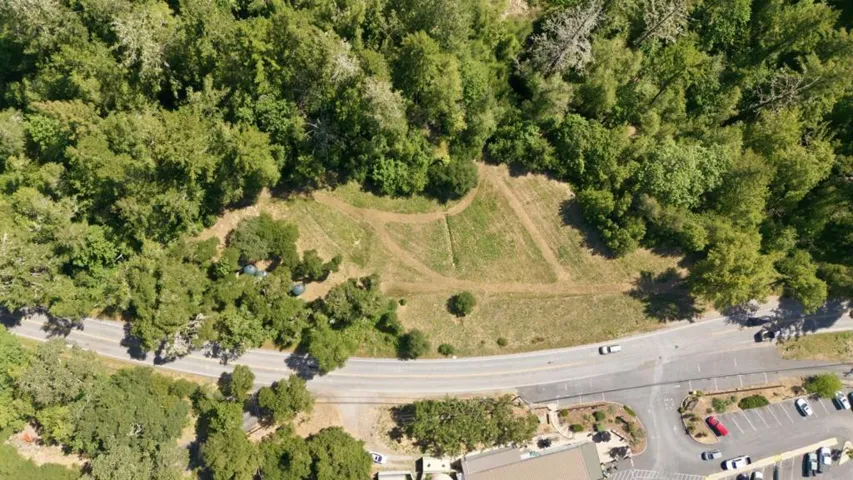 24431 Soquel San Jose Road, Los Gatos, California 95033