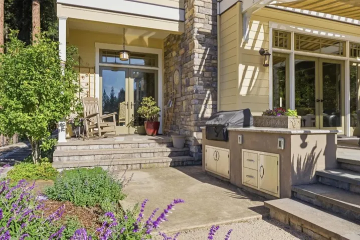24431 Soquel San Jose Road, Los Gatos, California 95033