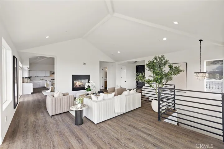 12336 Circula Panorama, Santa Ana, California 92705