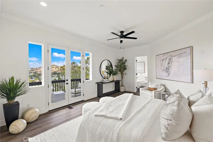 12336 Circula Panorama, Santa Ana, California 92705