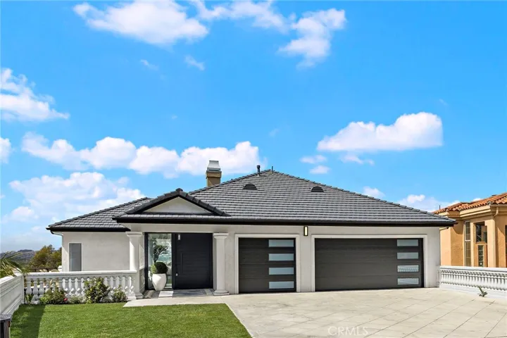 12336 Circula Panorama, Santa Ana, California 92705