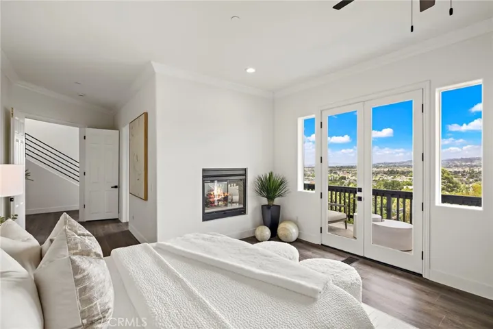 12336 Circula Panorama, Santa Ana, California 92705