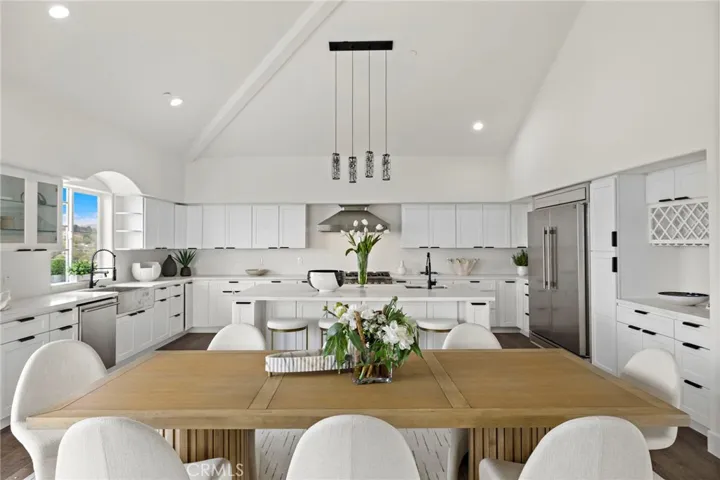 12336 Circula Panorama, Santa Ana, California 92705