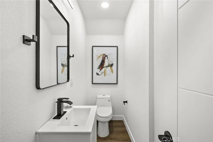 12336 Circula Panorama, Santa Ana, California 92705
