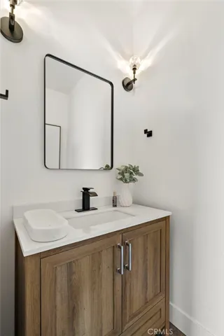 12336 Circula Panorama, Santa Ana, California 92705