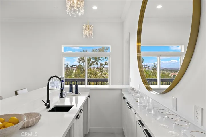 12336 Circula Panorama, Santa Ana, California 92705
