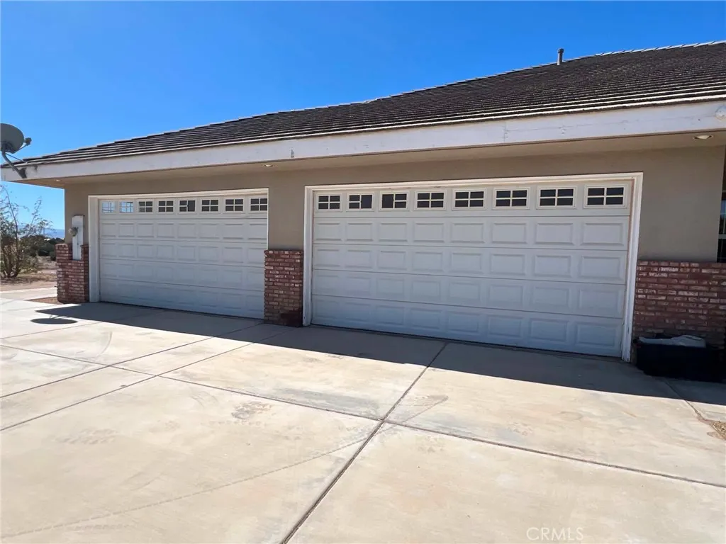 garage