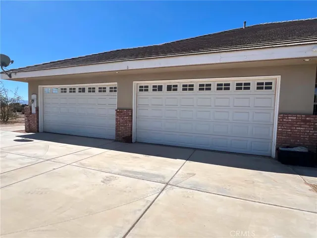 garage