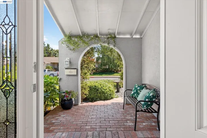 3454 Cumberland Gap Ct, Pleasanton, California 94588