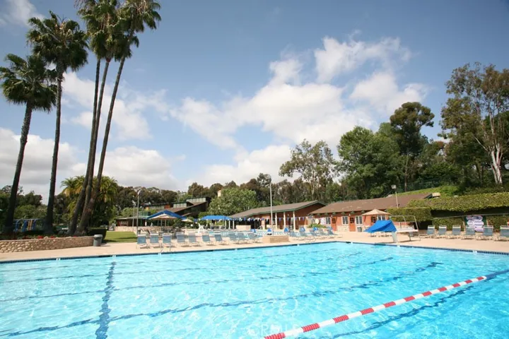 Sun & Sail Club