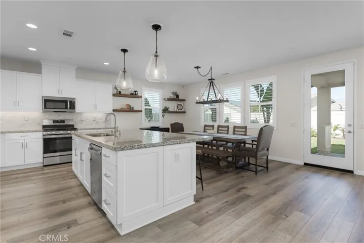 1216 Flagstone Lane, Hemet, California 92545