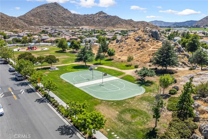 1216 Flagstone Lane, Hemet, California 92545