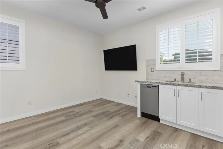 1216 Flagstone Lane, Hemet, California 92545