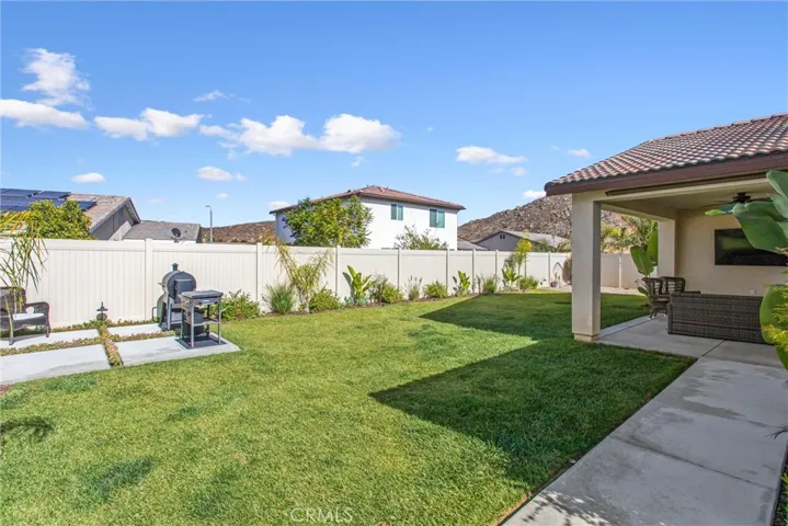 1216 Flagstone Lane, Hemet, California 92545
