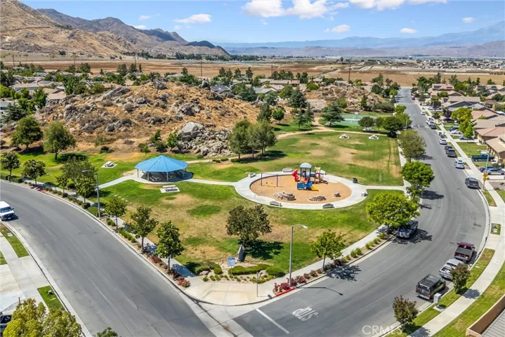 1216 Flagstone Lane, Hemet, California 92545