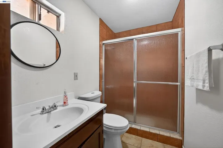 Guest House Bathroom