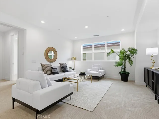 Loft: Merle Prairie Inspired - Skylar at FivePoint Valencia - Photos of another homesite - Not actual home for sale - Photos have similar finishes/selections of homesite 58