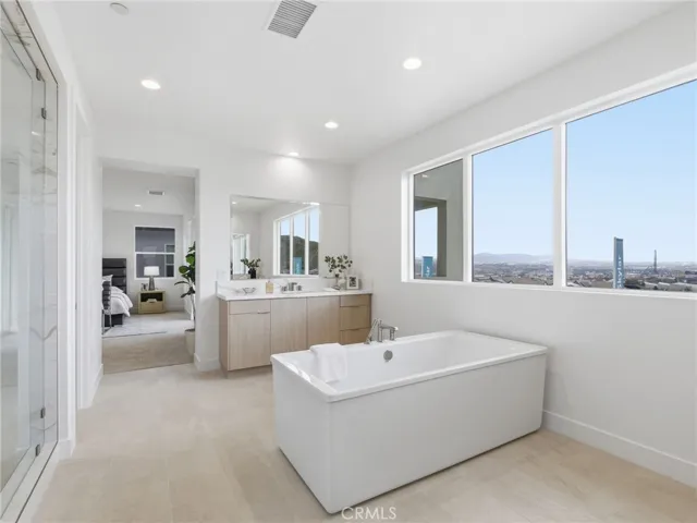 Primary Bathroom: Merle Prairie Inspired - Skylar at FivePoint Valencia - Photos of another homesite - Not actual home for sale - Photos have similar finishes/selections of homesite 58