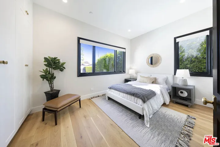 123 S Kilkea Drive, Los Angeles, California 90048