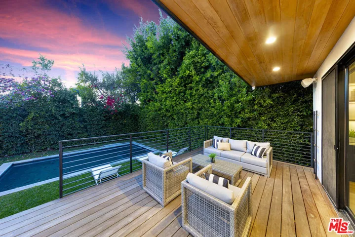 123 S Kilkea Drive, Los Angeles, California 90048