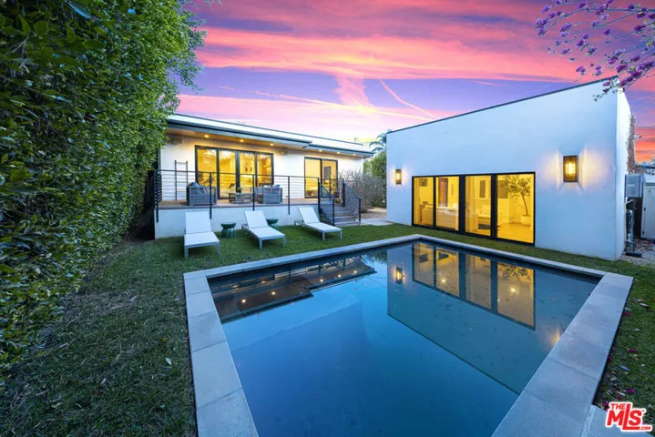123 S Kilkea Drive, Los Angeles, California 90048
