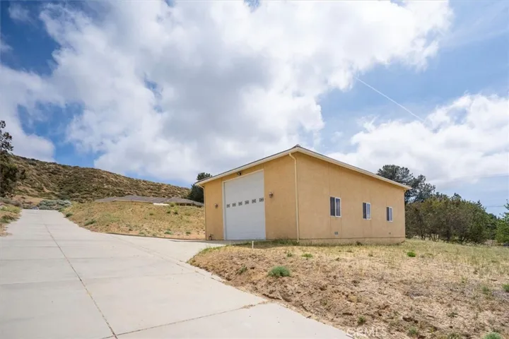 1500 sq ft Workshop/RV Storage