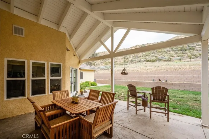 Great Entertaining Covered Patio