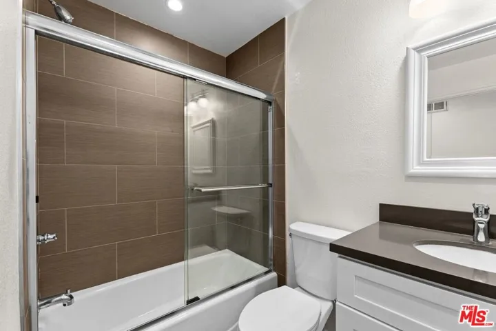 Bathroom with Tub & Shower
