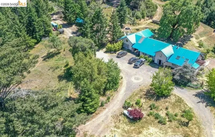 49100 Wickersham Road, Geyserville, California 95441