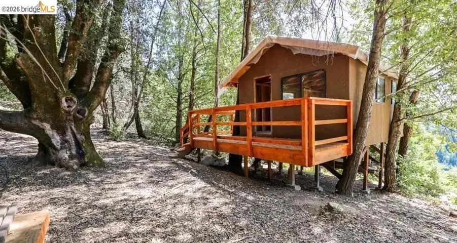 49100 Wickersham Road, Geyserville, California 95441