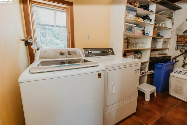 49100 Wickersham Road, Geyserville, California 95441