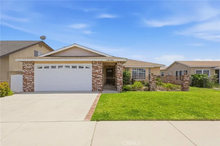 10140 Lindale, Bellflower, California 90706