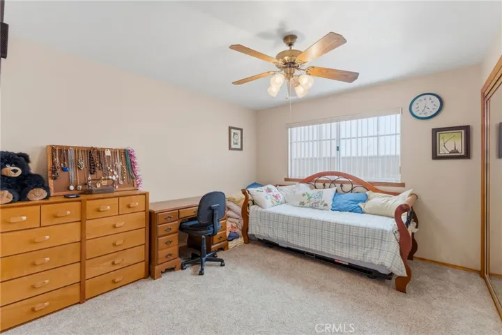 10140 Lindale, Bellflower, California 90706