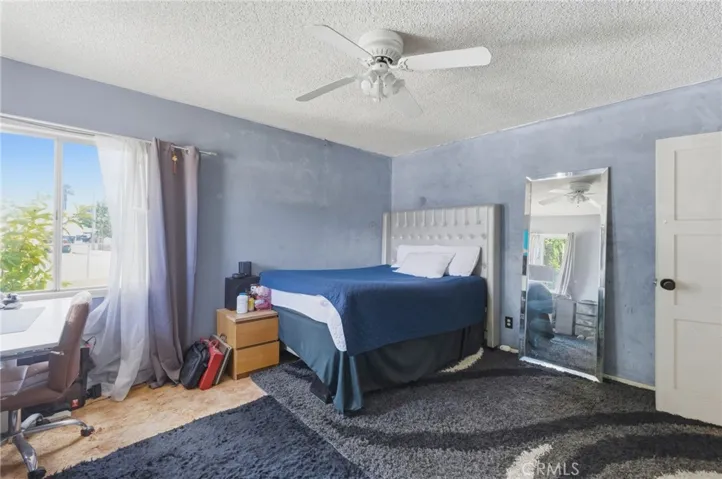 10140 Lindale, Bellflower, California 90706