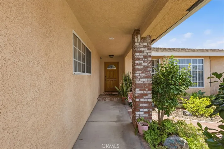 10140 Lindale, Bellflower, California 90706