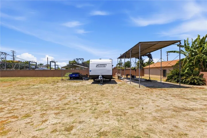 10140 Lindale, Bellflower, California 90706