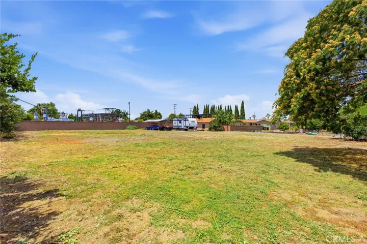10140 Lindale, Bellflower, California 90706
