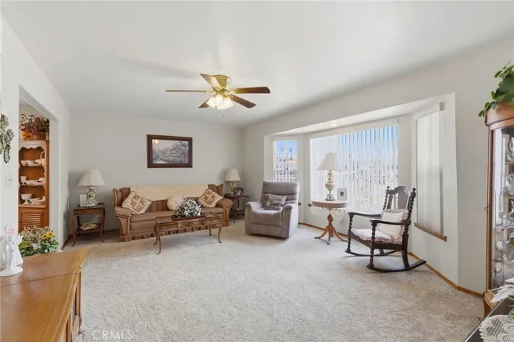 10140 Lindale, Bellflower, California 90706