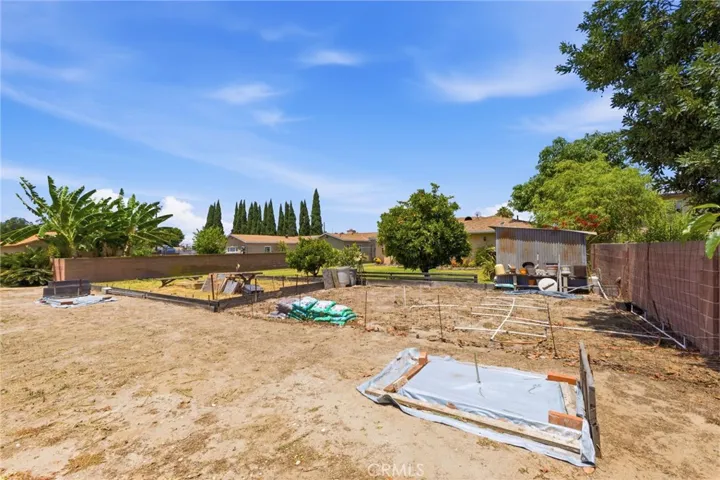 10140 Lindale, Bellflower, California 90706