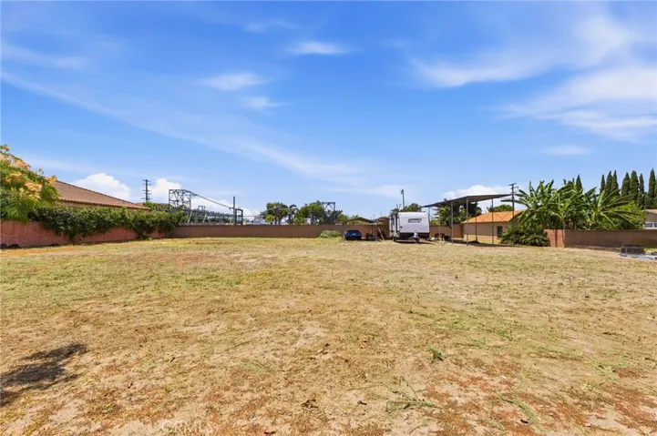 10140 Lindale, Bellflower, California 90706